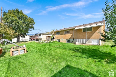 Tiny photo for 935 N 325 W, Bountiful, UT 84010 (MLS # 2188896)