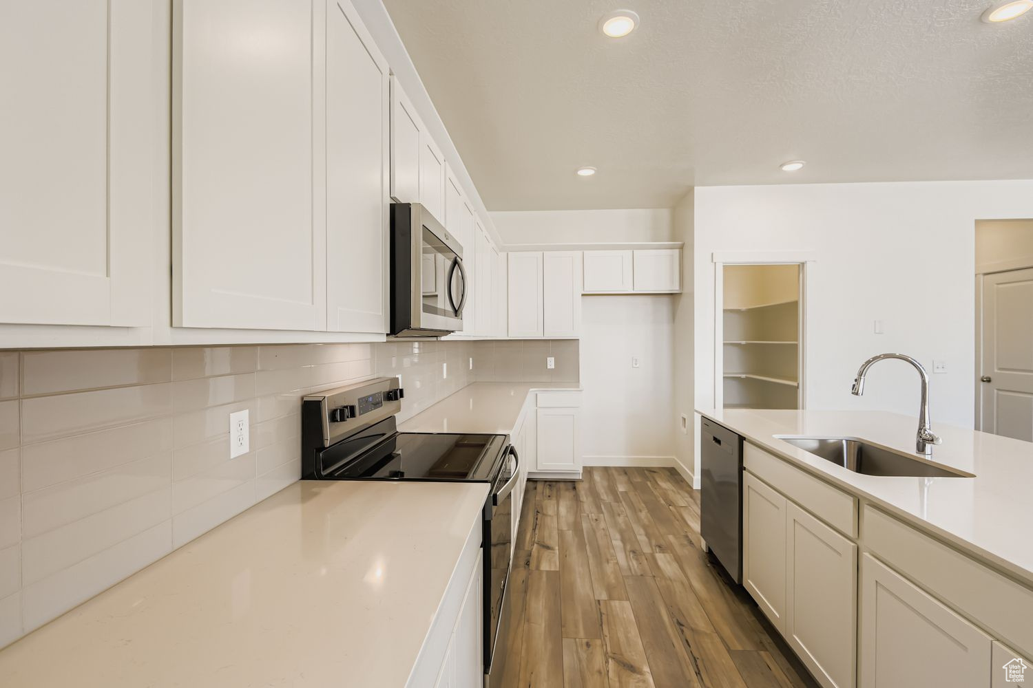 RESERVES AT PINNACLES AT EAGLE MOUNTAIN - Residential