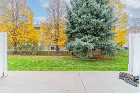 Tiny photo for 225 E 2300 N, North Ogden, UT 84414 (MLS # 2122300)