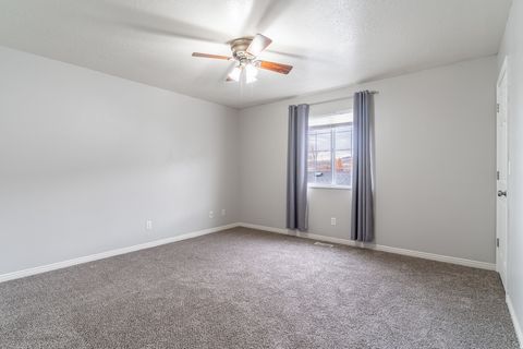 Tiny photo for 225 E 2300 N, North Ogden, UT 84414 (MLS # 2122300)