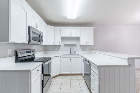 Tiny photo for 225 E 2300 N, North Ogden, UT 84414 (MLS # 2122300)