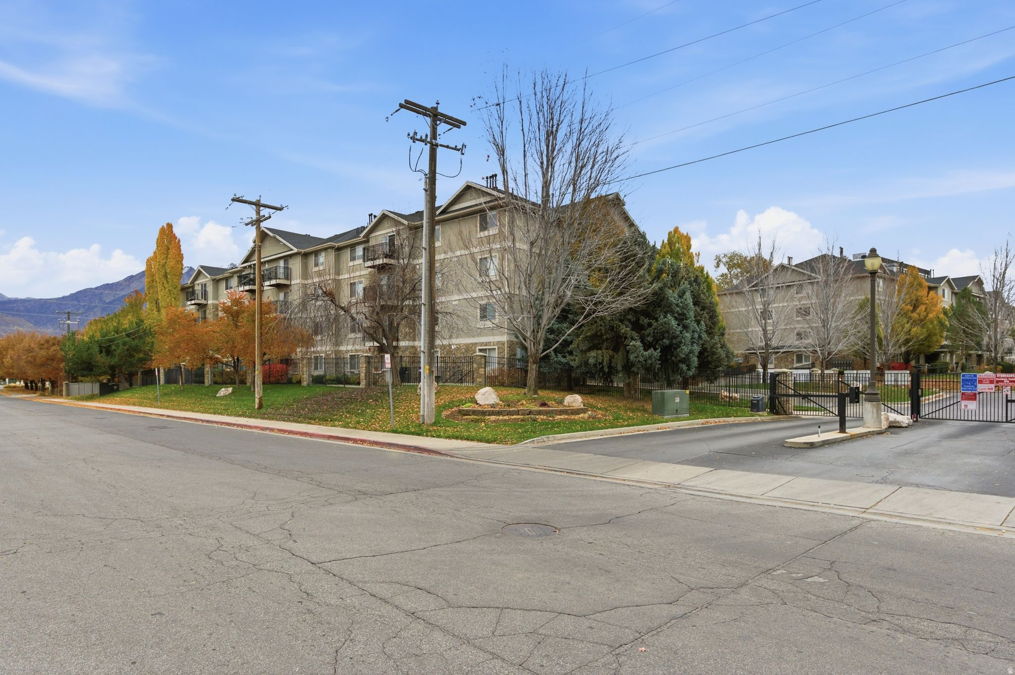 STONE HAVEN CONDOMINIUM PHASE 3 - Residential