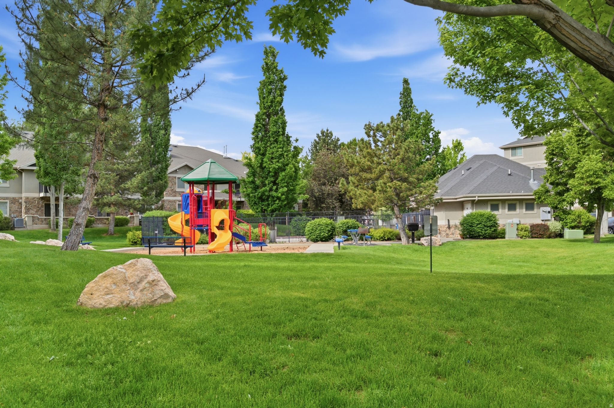 STONE HAVEN CONDOMINIUM PHASE 3 - Residential