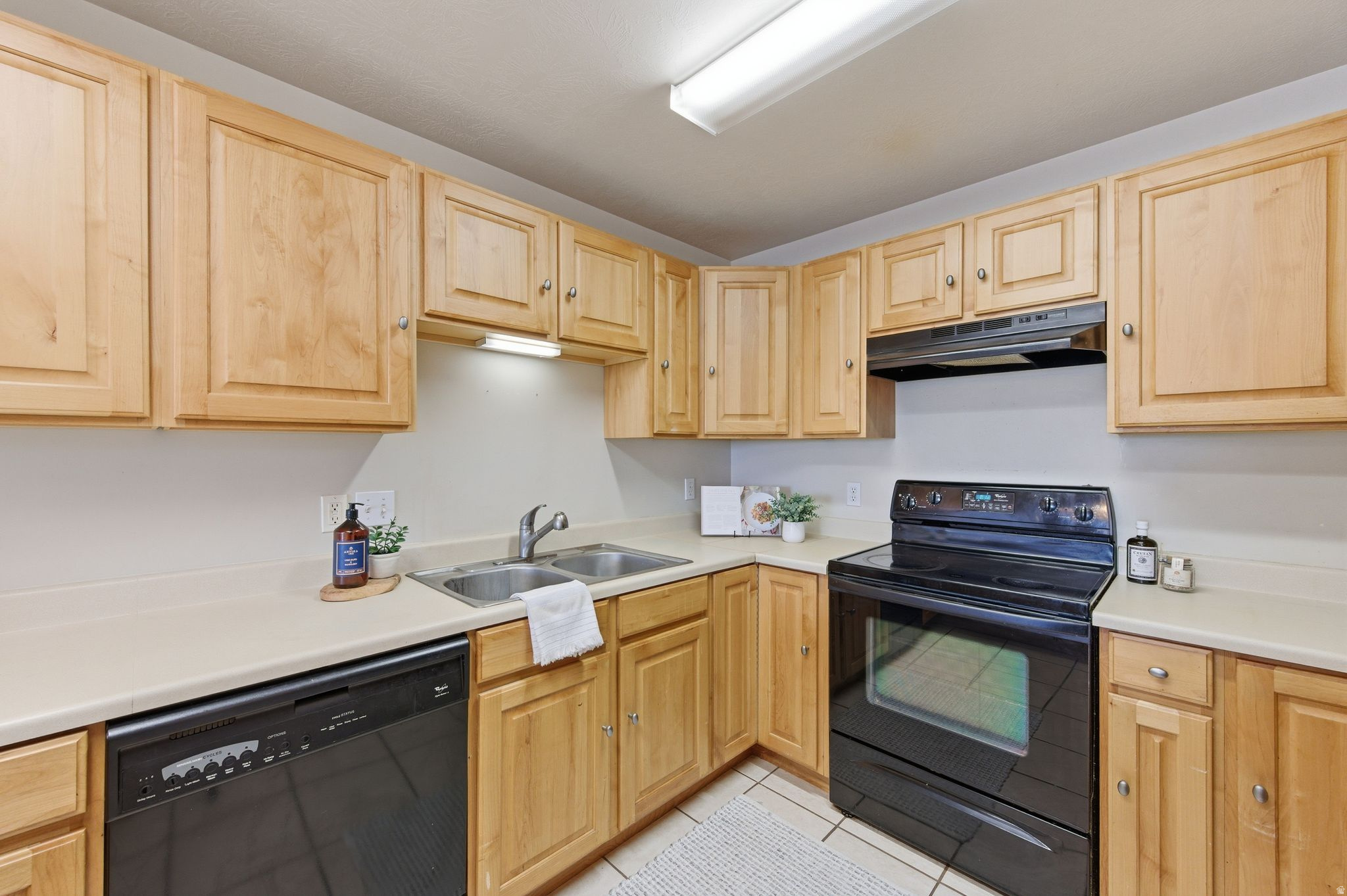STONE HAVEN CONDOMINIUM PHASE 3 - Residential