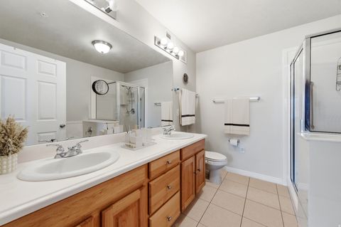 Tiny photo for 1245 E PRIVET DR S #429, Cottonwood Heights, UT 84121 (MLS # 2122632)
