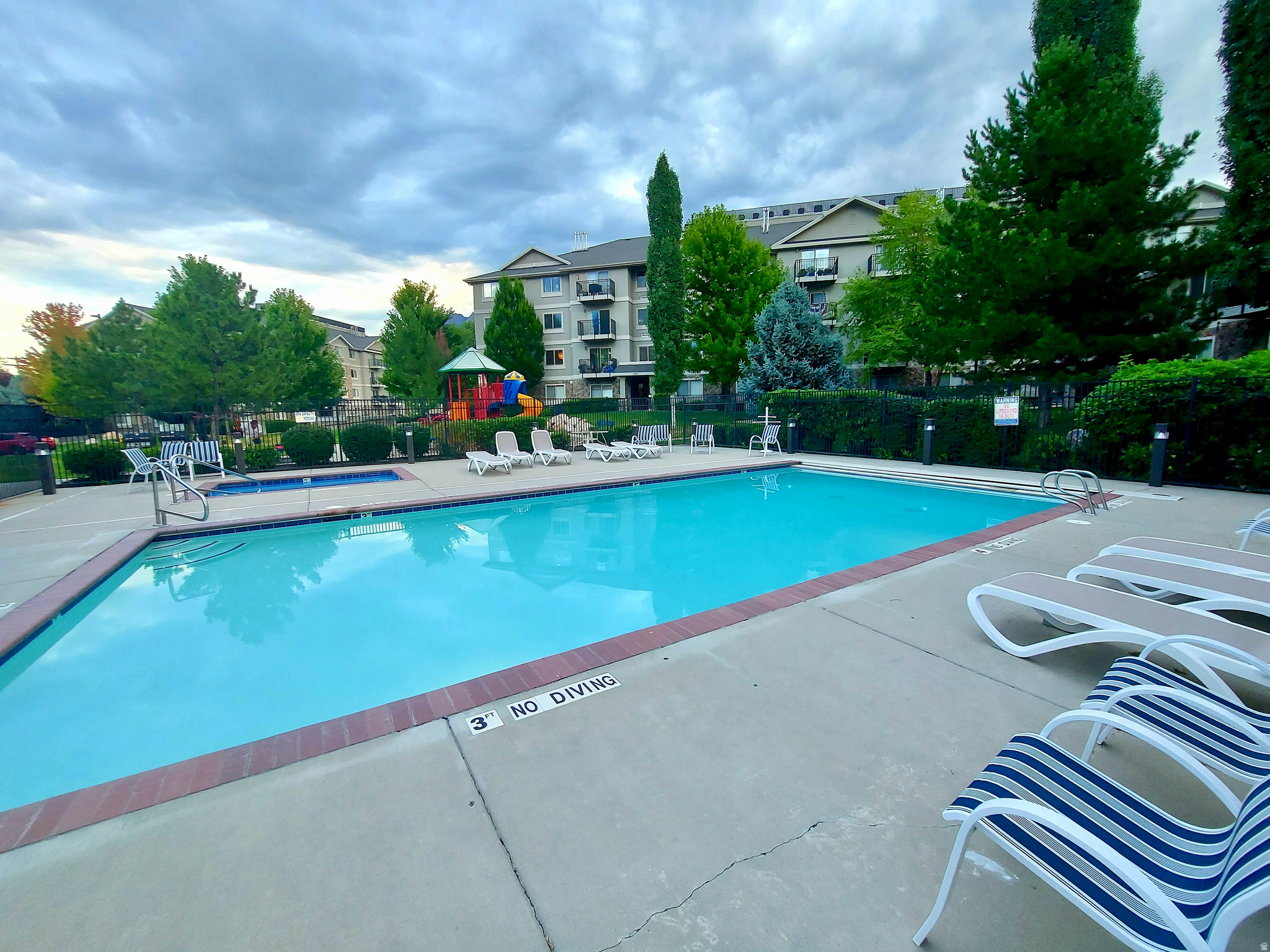 STONE HAVEN CONDOMINIUM PHASE 3 - Residential