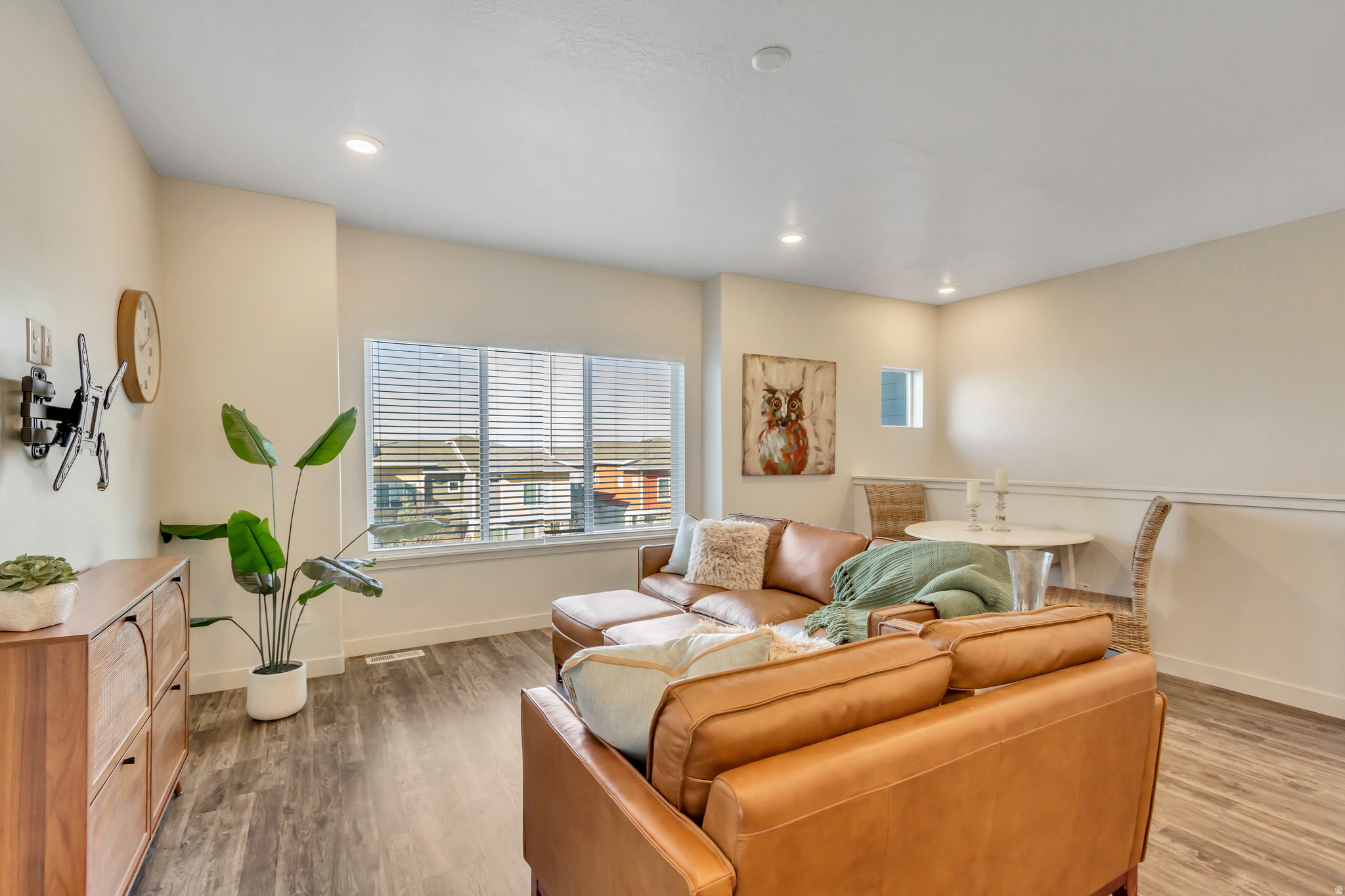 COBALT VILLAGE - Residential