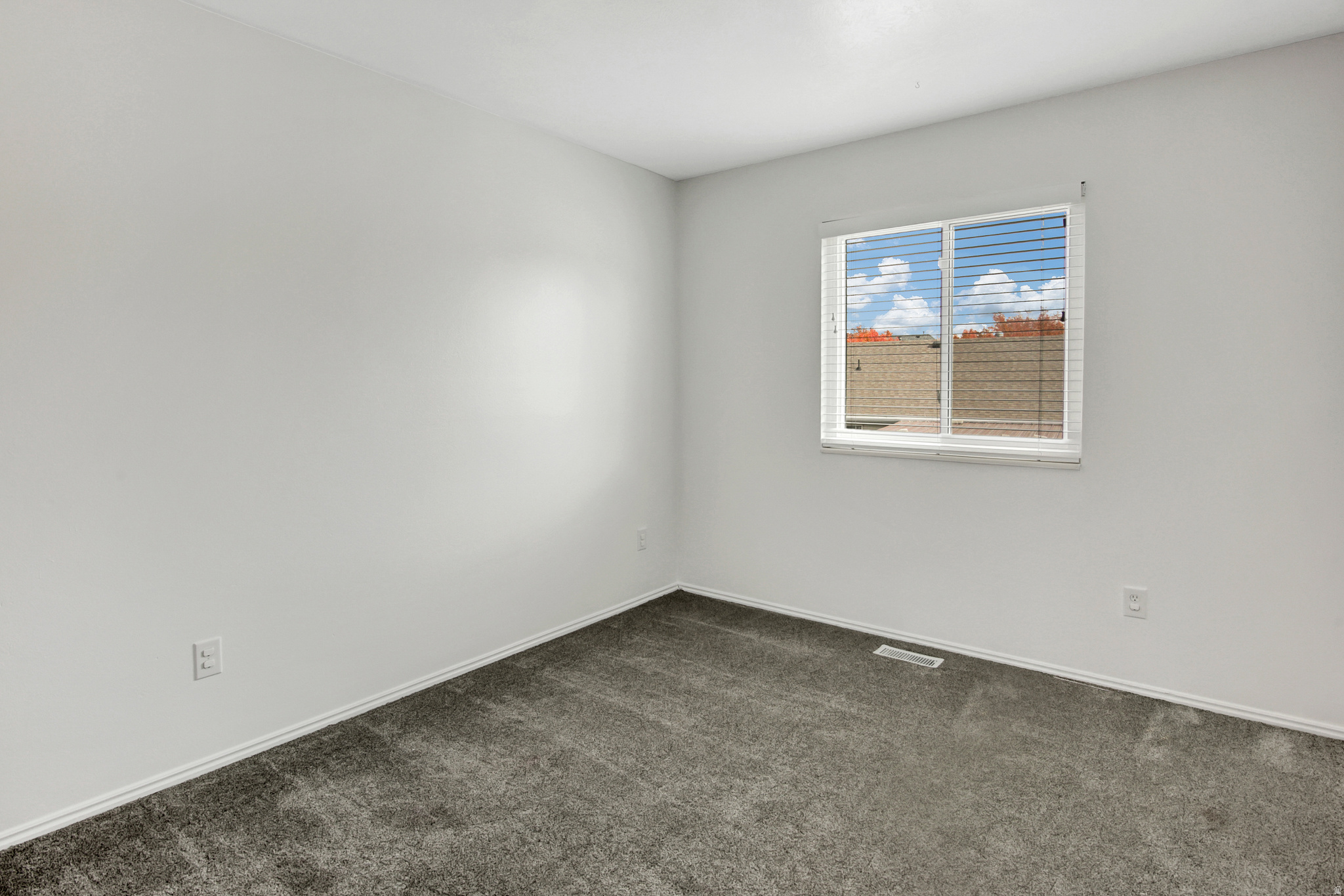 MOONLIT MEADOWS AT ELK RUN - Residential