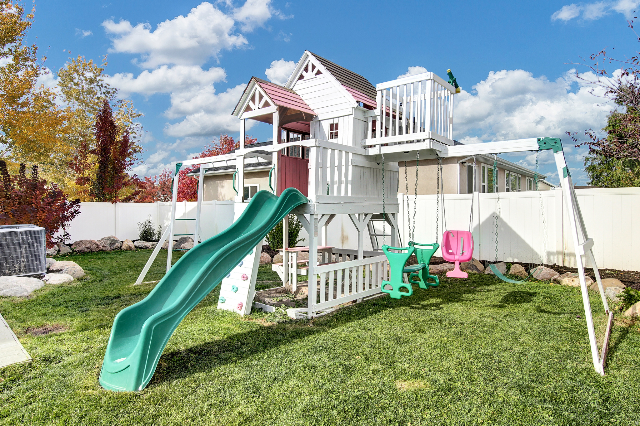 MOONLIT MEADOWS AT ELK RUN - Residential