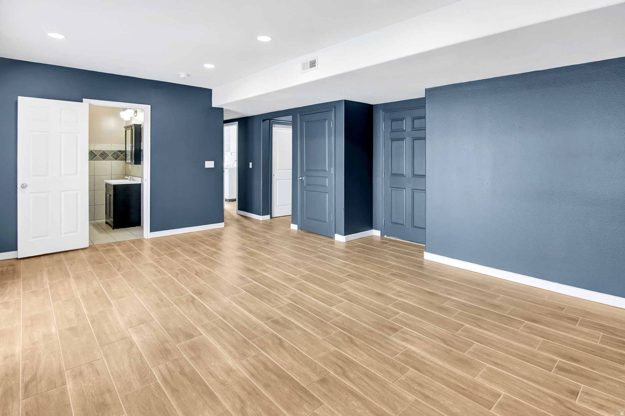 MOONLIT MEADOWS AT ELK RUN - Residential