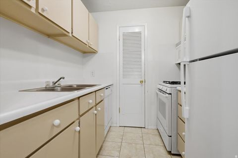 Tiny photo for 5328 S 570 E #I, Murray, UT 84107 (MLS # 2158464)