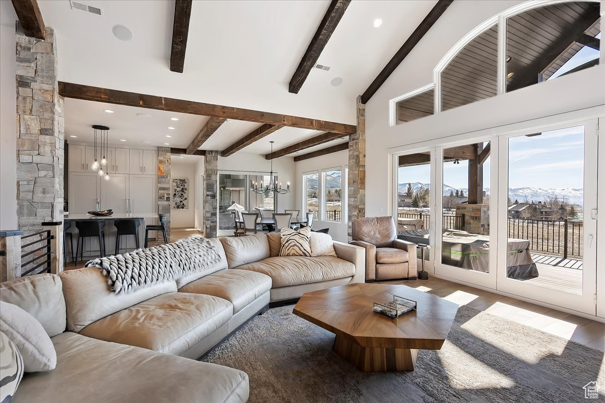 EAGLE RIDGE - Residential