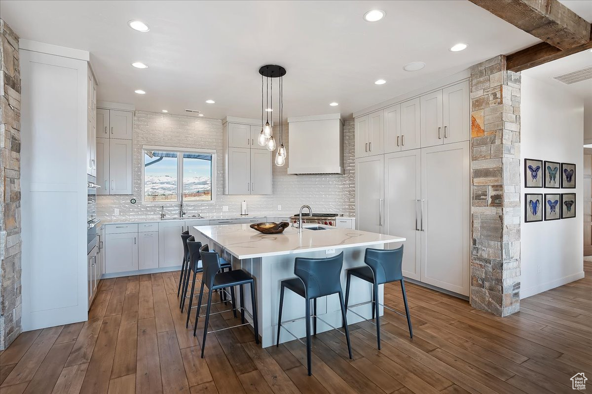 EAGLE RIDGE - Residential