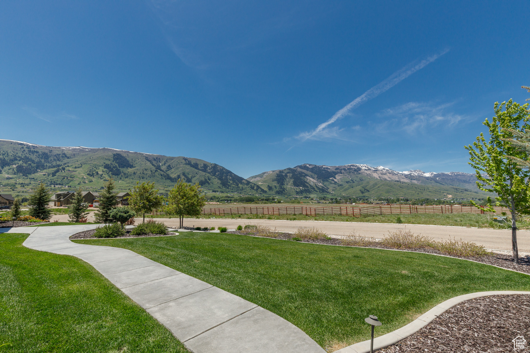 EAGLE RIDGE - Residential