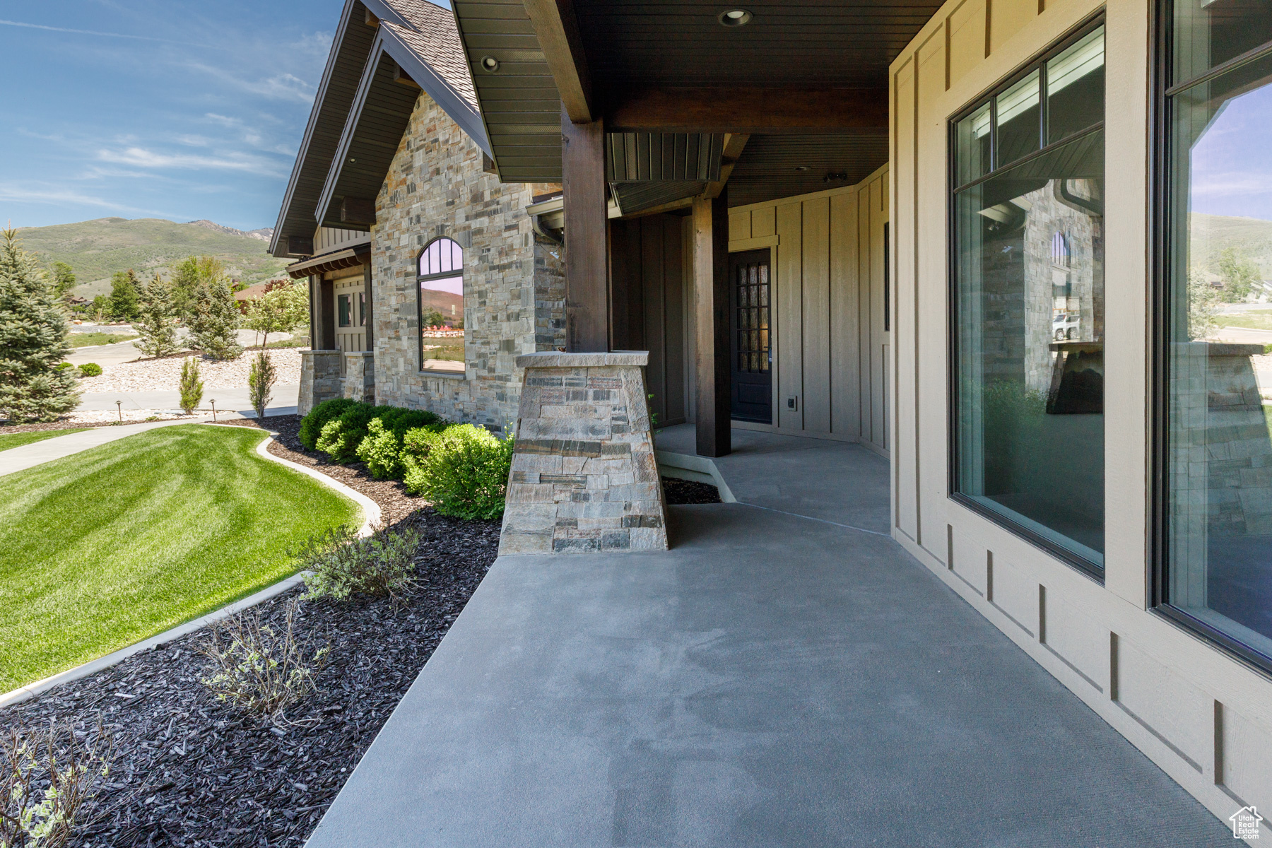 EAGLE RIDGE - Residential