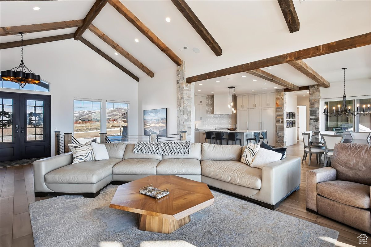 EAGLE RIDGE - Residential
