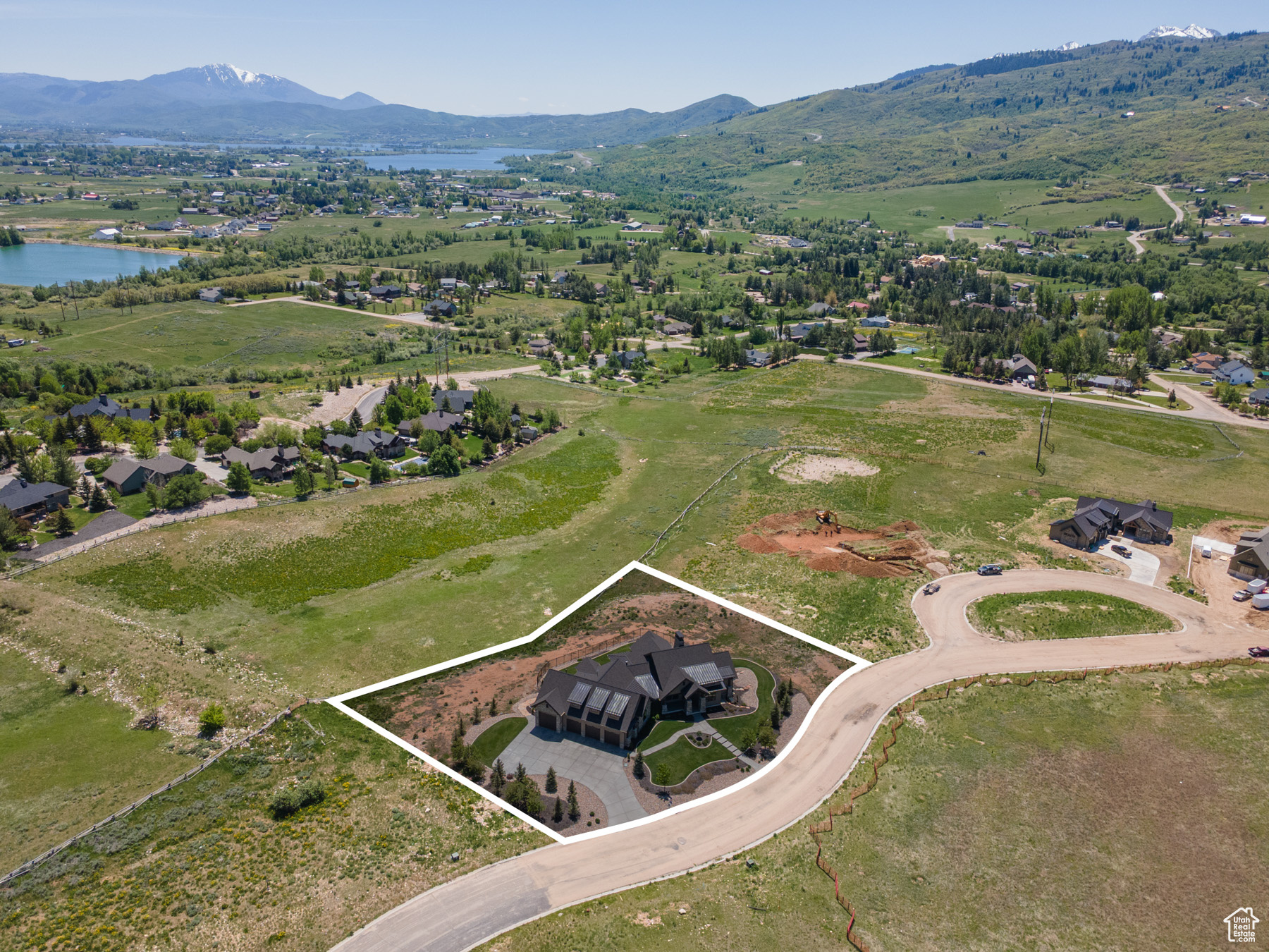EAGLE RIDGE - Residential