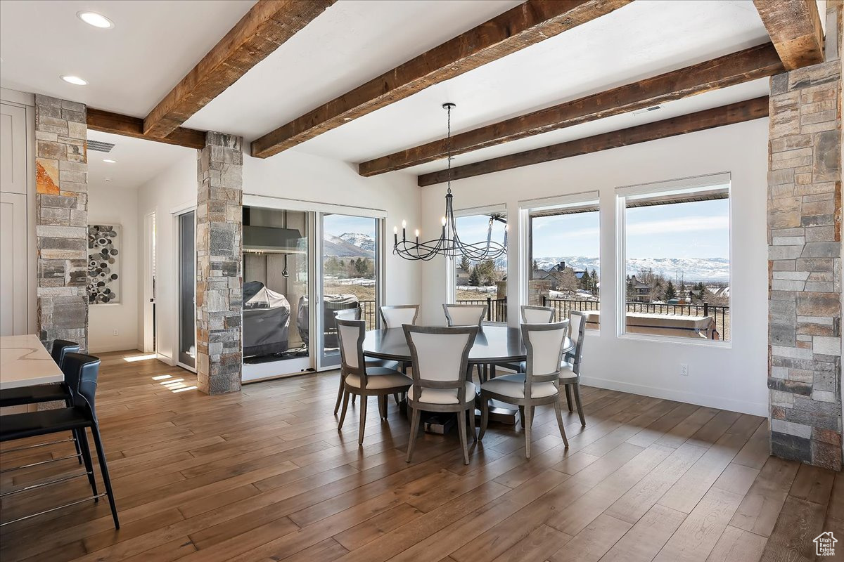 EAGLE RIDGE - Residential