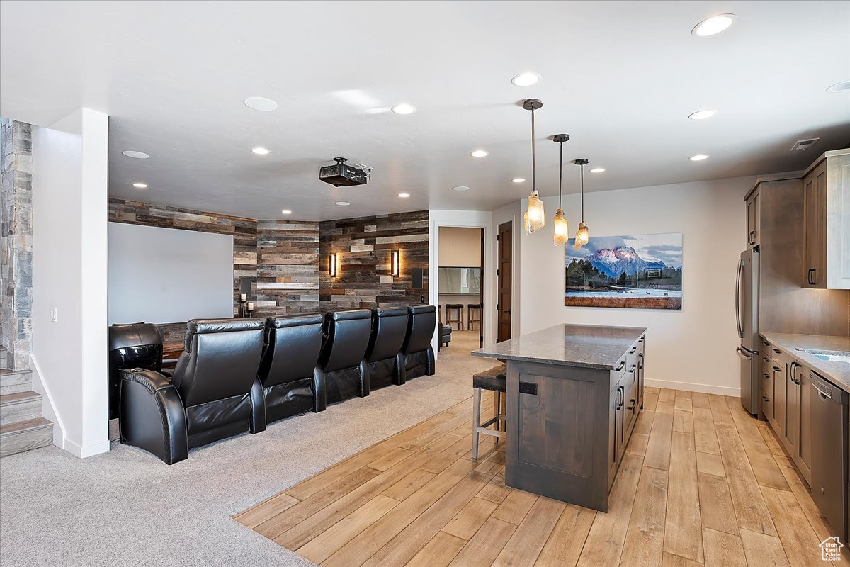 EAGLE RIDGE - Residential