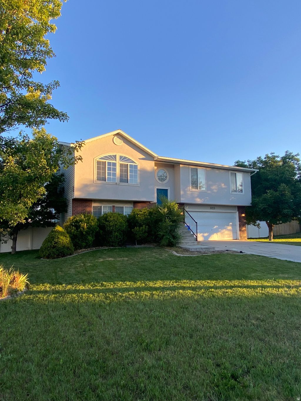 Photo of 3223 W 13120 S, Riverton, UT 84065 (MLS # 2167533)
