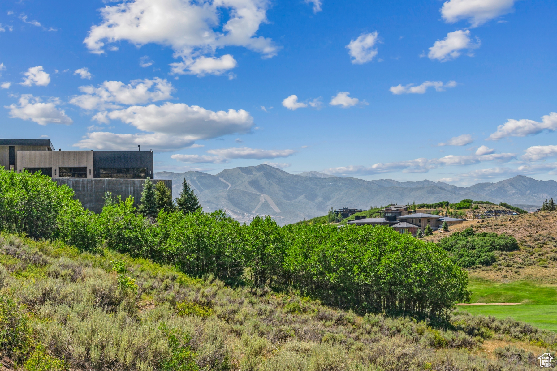 PINNACLE PORTFOLIO - Residential