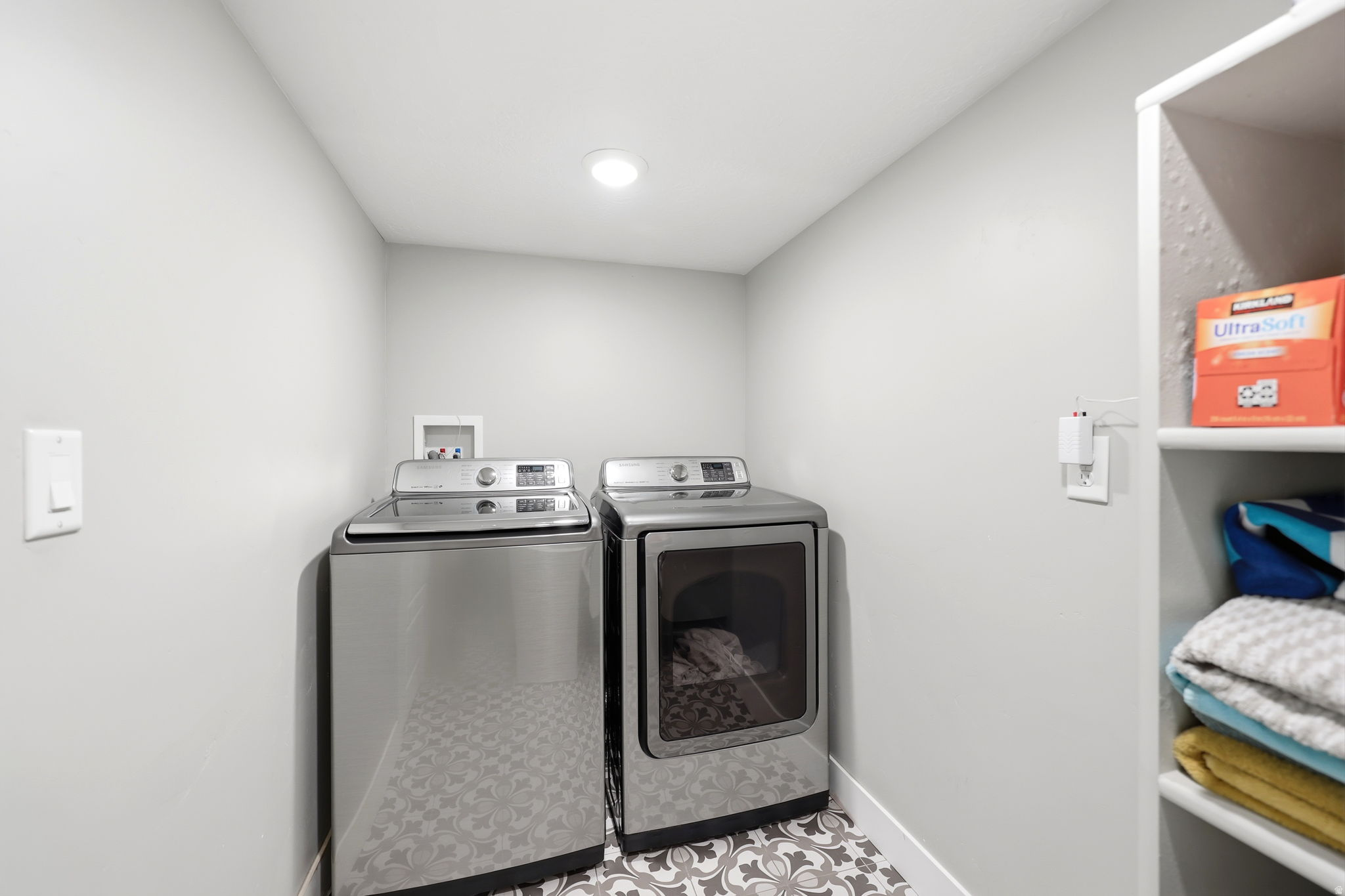 GROVE AT COTTONWOOD - Residential