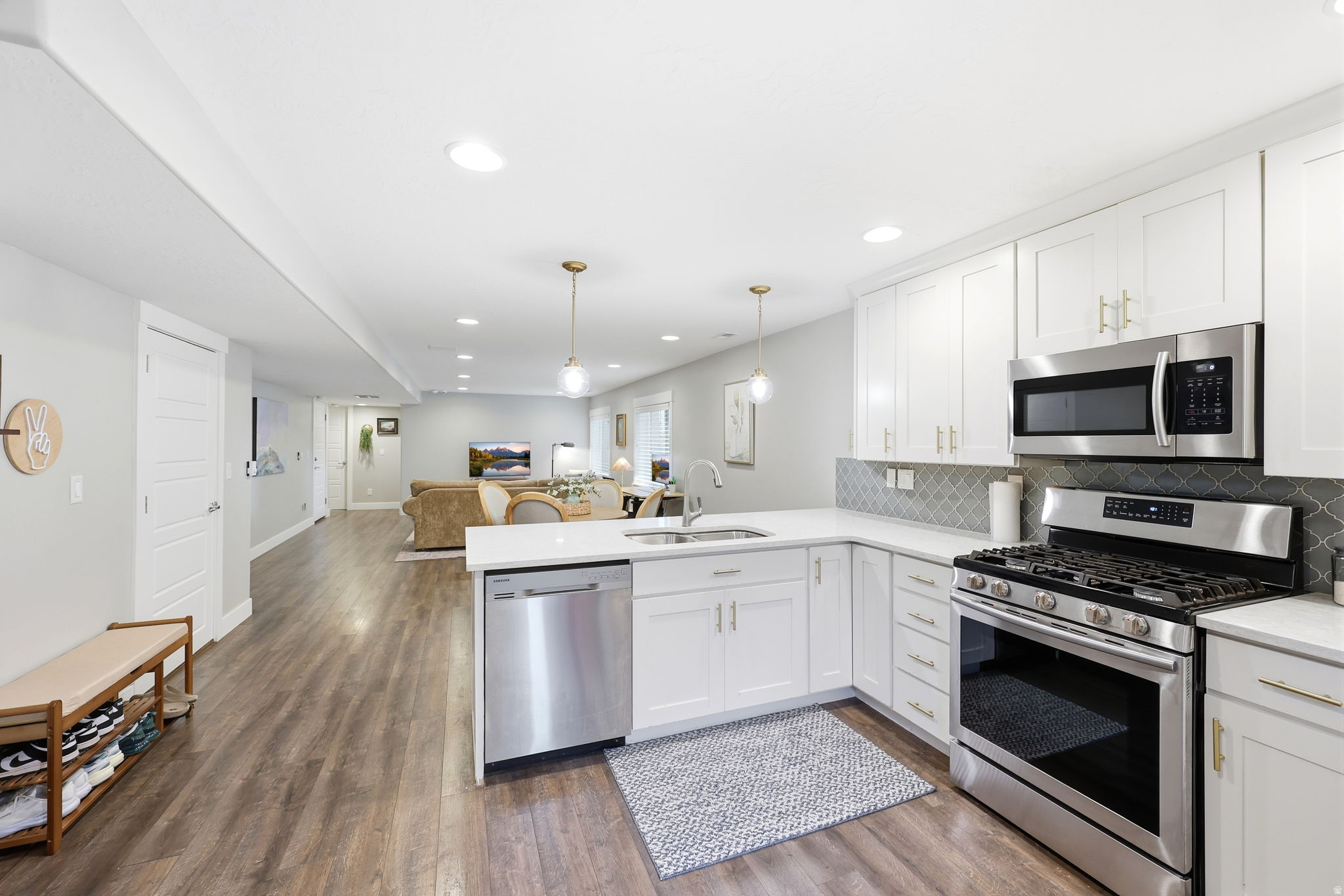 GROVE AT COTTONWOOD - Residential