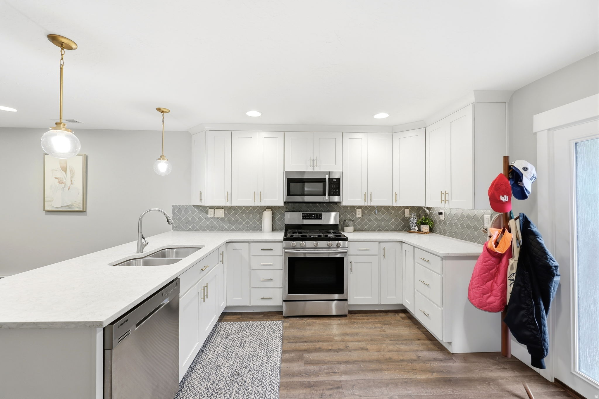 GROVE AT COTTONWOOD - Residential