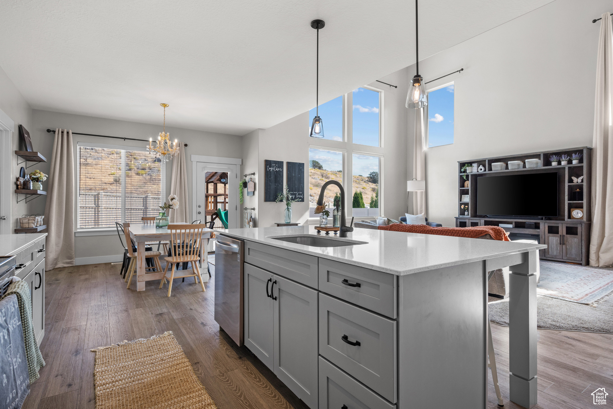 MT SARATOGA - Residential