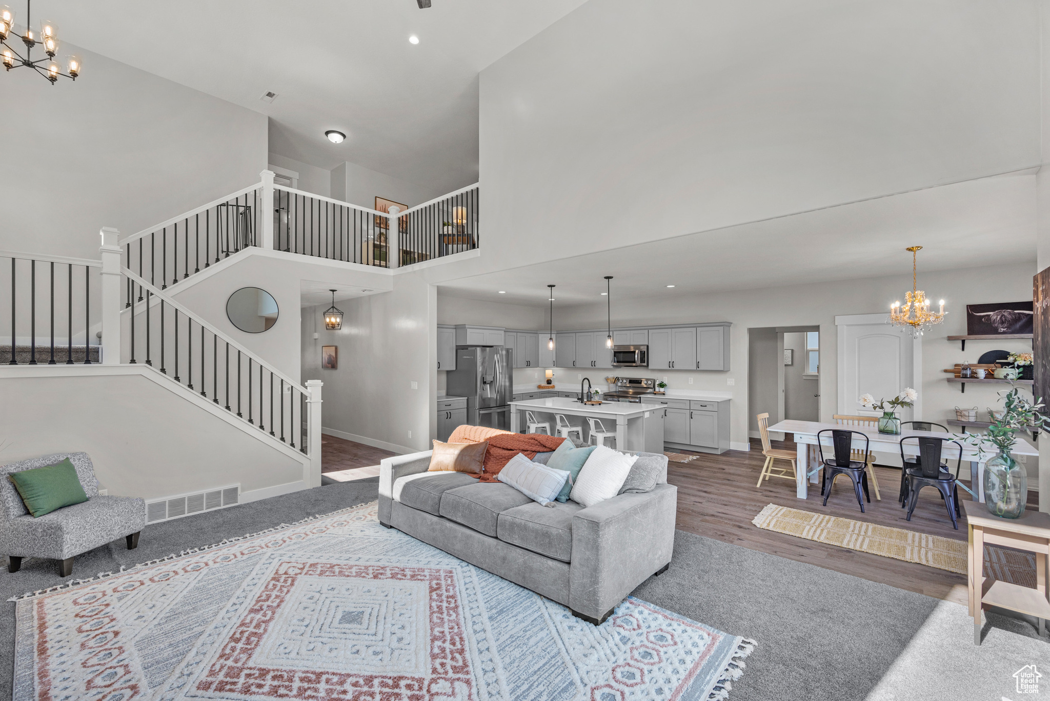 MT SARATOGA - Residential