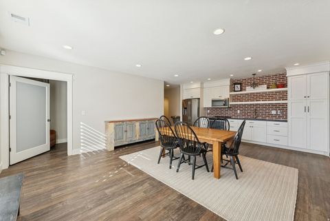 Tiny photo for 1944 KERRYBROOK DR, Kaysville, UT 84037 (MLS # 2120745)