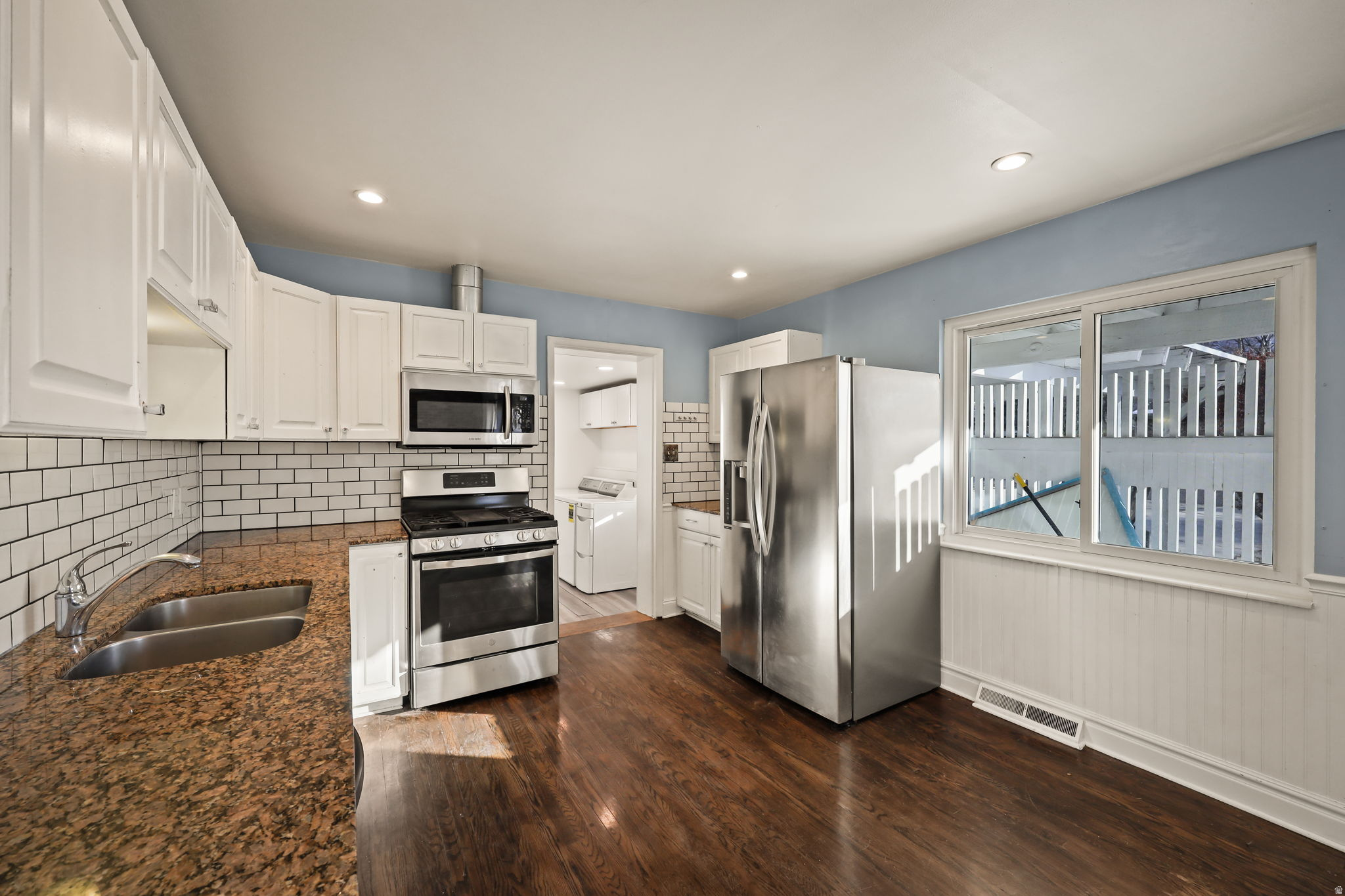 TERRACE VIEW - Residential