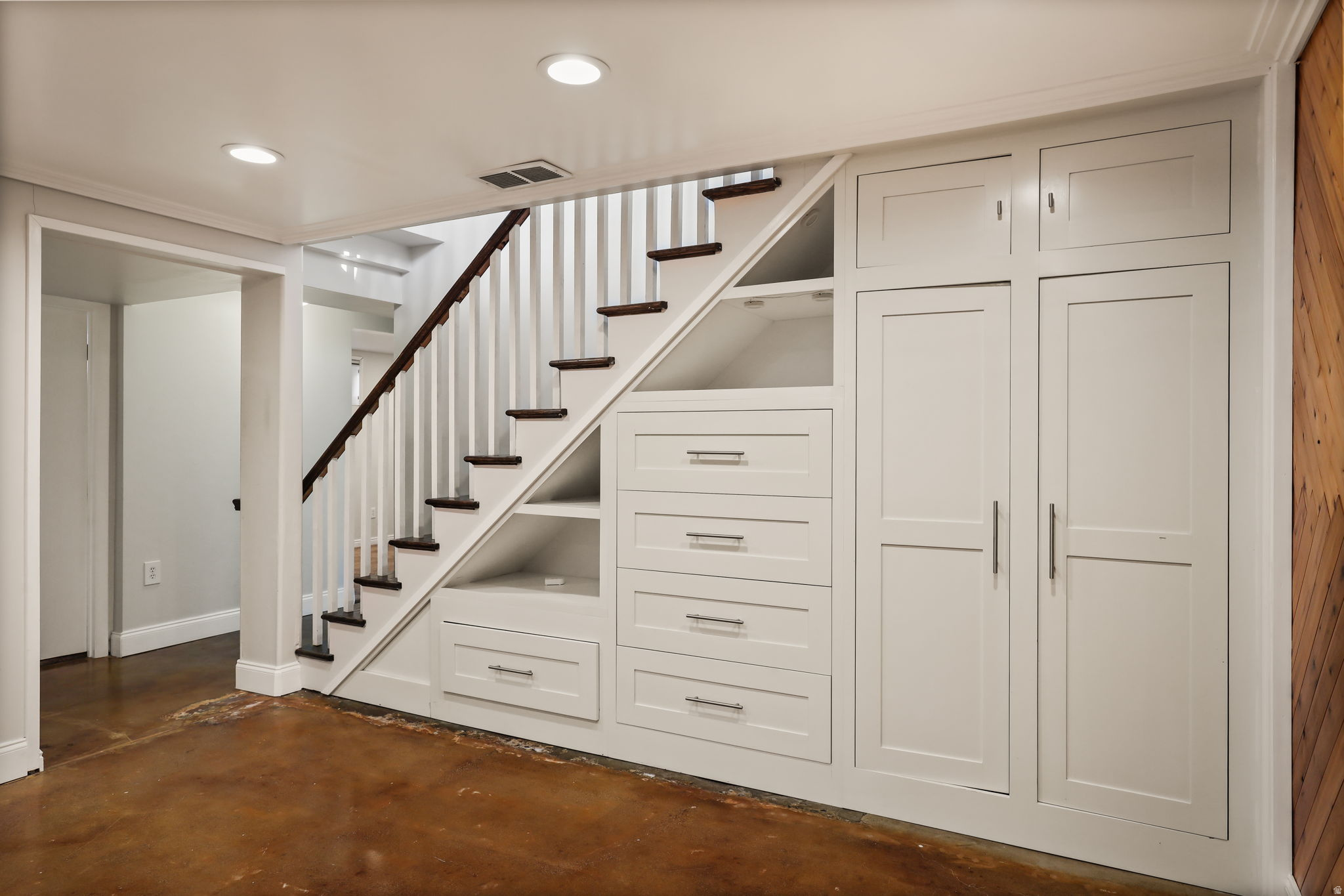 TERRACE VIEW - Residential