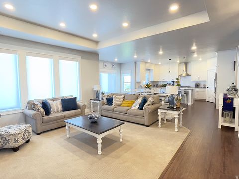 Tiny photo for 991 E 300 S, Smithfield, UT 84335 (MLS # 2134749)