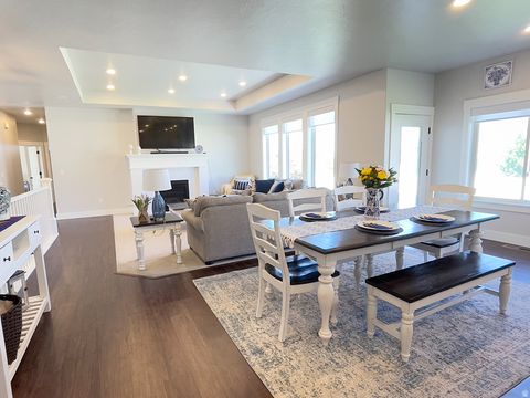 Tiny photo for 991 E 300 S, Smithfield, UT 84335 (MLS # 2134749)