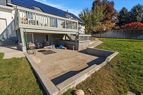 Tiny photo for 160 E 400 N, Smithfield, UT 84335 (MLS # 2140060)