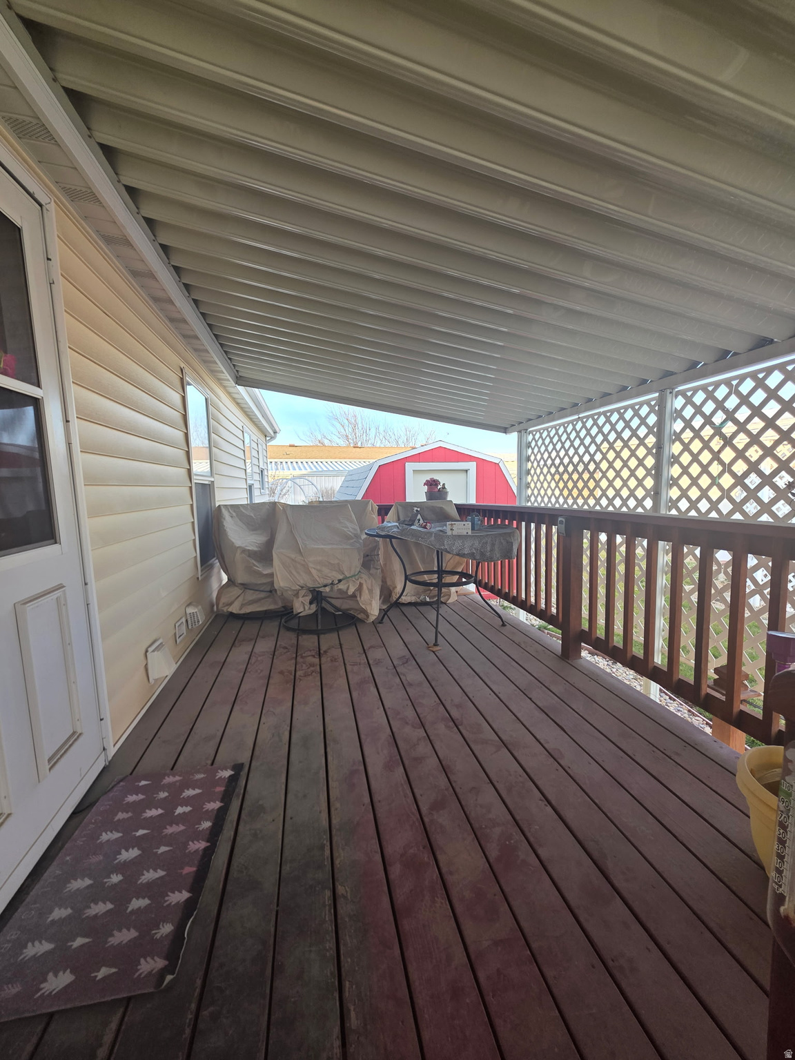 COUNTRY MEADOWS COMMUNITY - Residential