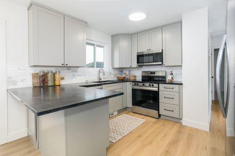 Tiny photo for 5956 W JARGON CIR, Kearns, UT 84118 (MLS # 2131109)