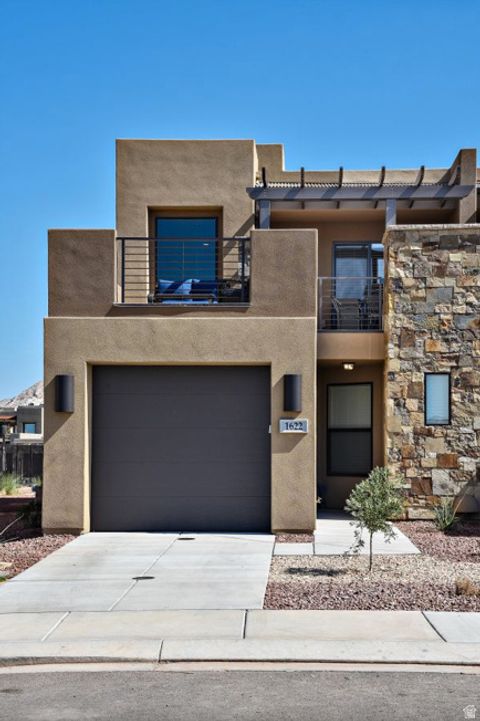 Photo of 1622 W CANYON TREE DR, Saint George, UT 84770 (MLS # 2144657)