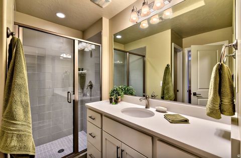 Tiny photo for 1622 W CANYON TREE DR, Saint George, UT 84770 (MLS # 2144657)