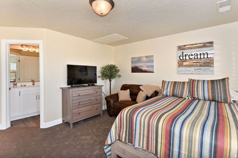 Tiny photo for 1622 W CANYON TREE DR, Saint George, UT 84770 (MLS # 2144657)