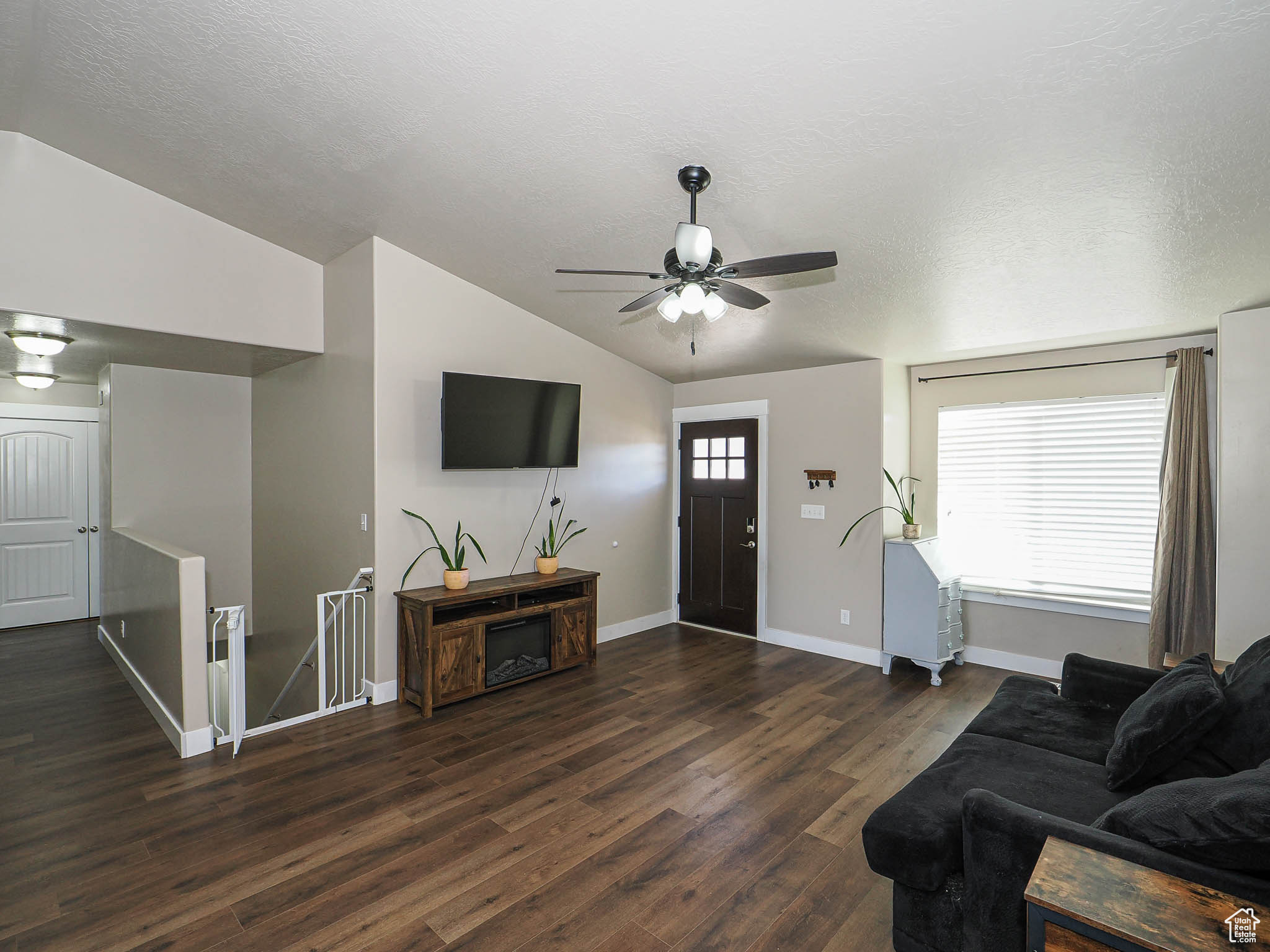 2291 E Ox Yoke Dr, Eagle Mountain, Utah image 8