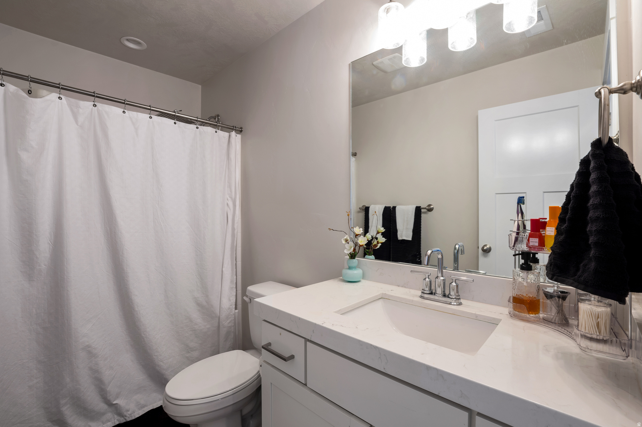 AUTUMN SKY - Residential