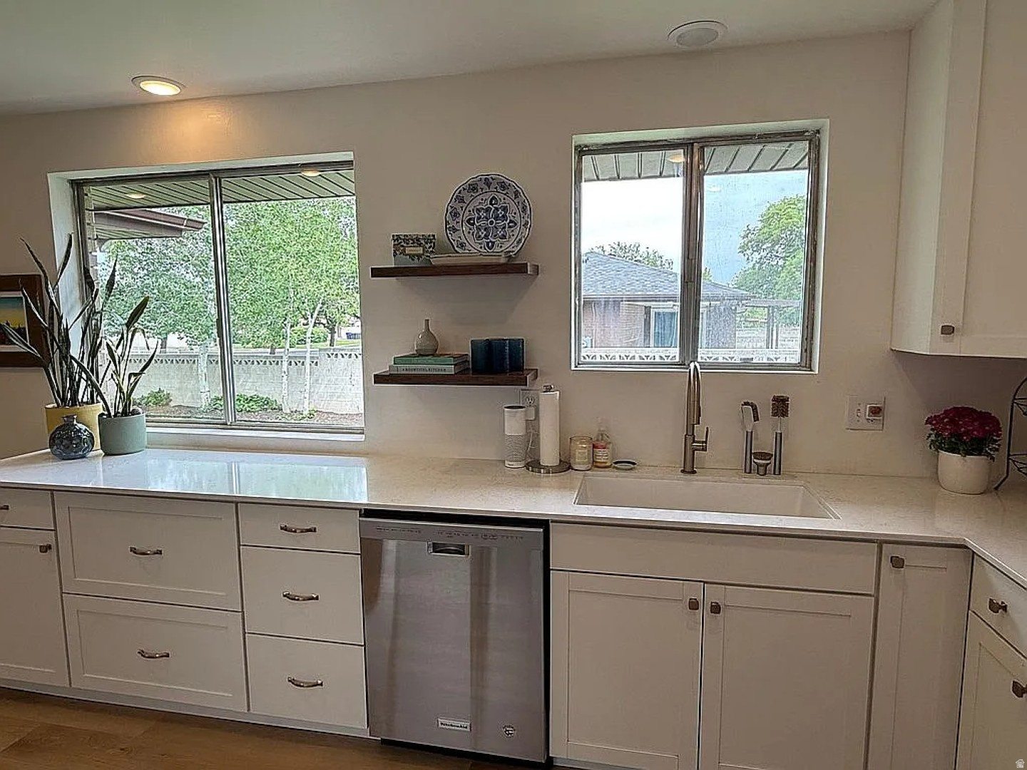 WOODHAVEN - Residential