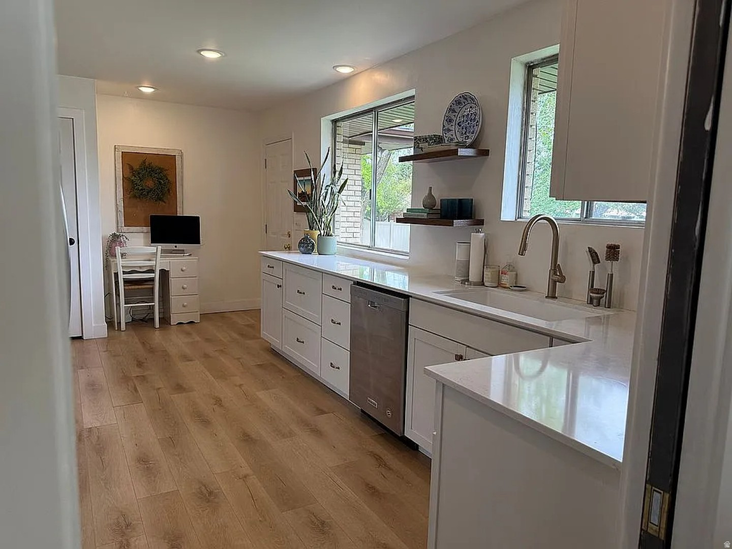 WOODHAVEN - Residential