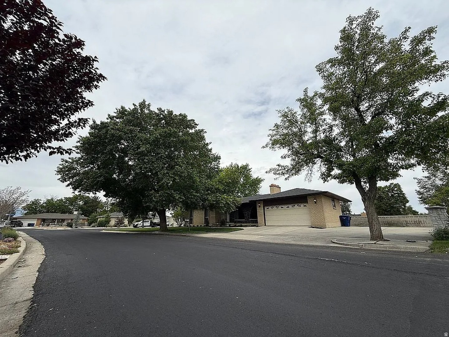 WOODHAVEN - Residential