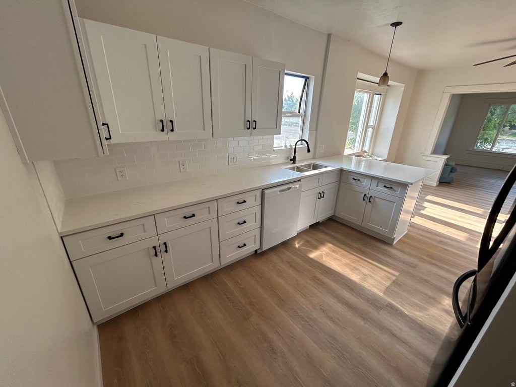 Photo of 254 E 700 S, Salt Lake City, UT 84111 (MLS # 2182709)