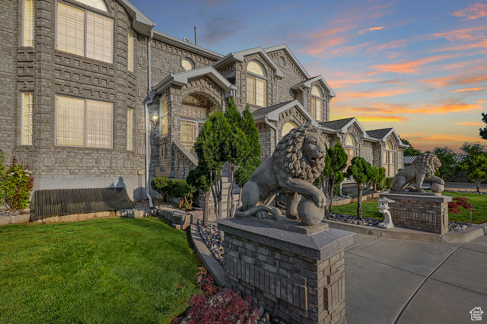 8686 S 2200, West Jordan, Utah image 3