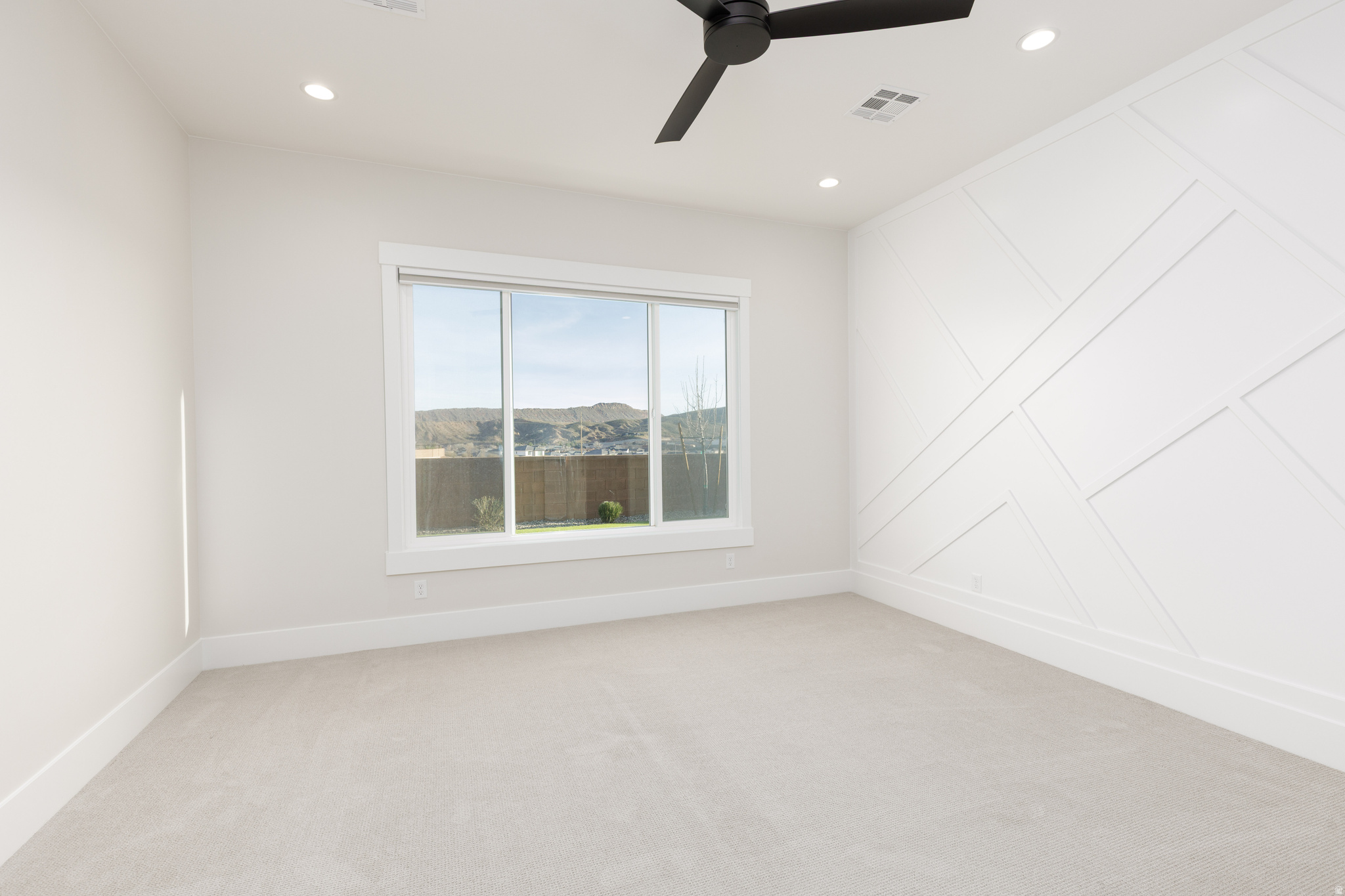 RED MESA AT SUNRISE VALLEY 3 - Residential