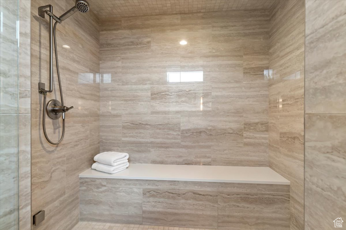 DURFEE CREEK ESTATES - Residential